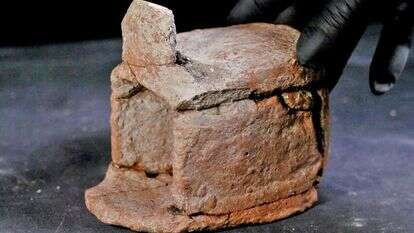 דגם מקדש כנעני שהתגלה בחפירה | אמיל אלגם, רשות העתיקות