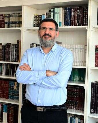 הרב אשר סבג | יוסי זליגר הרב אשר סבג | יוסי זליגר