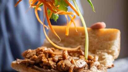 כריך וייטנאמי | גיא אשכנזי, Agency Karela כריך וייטנאמי | גיא אשכנזי, Agency Karela