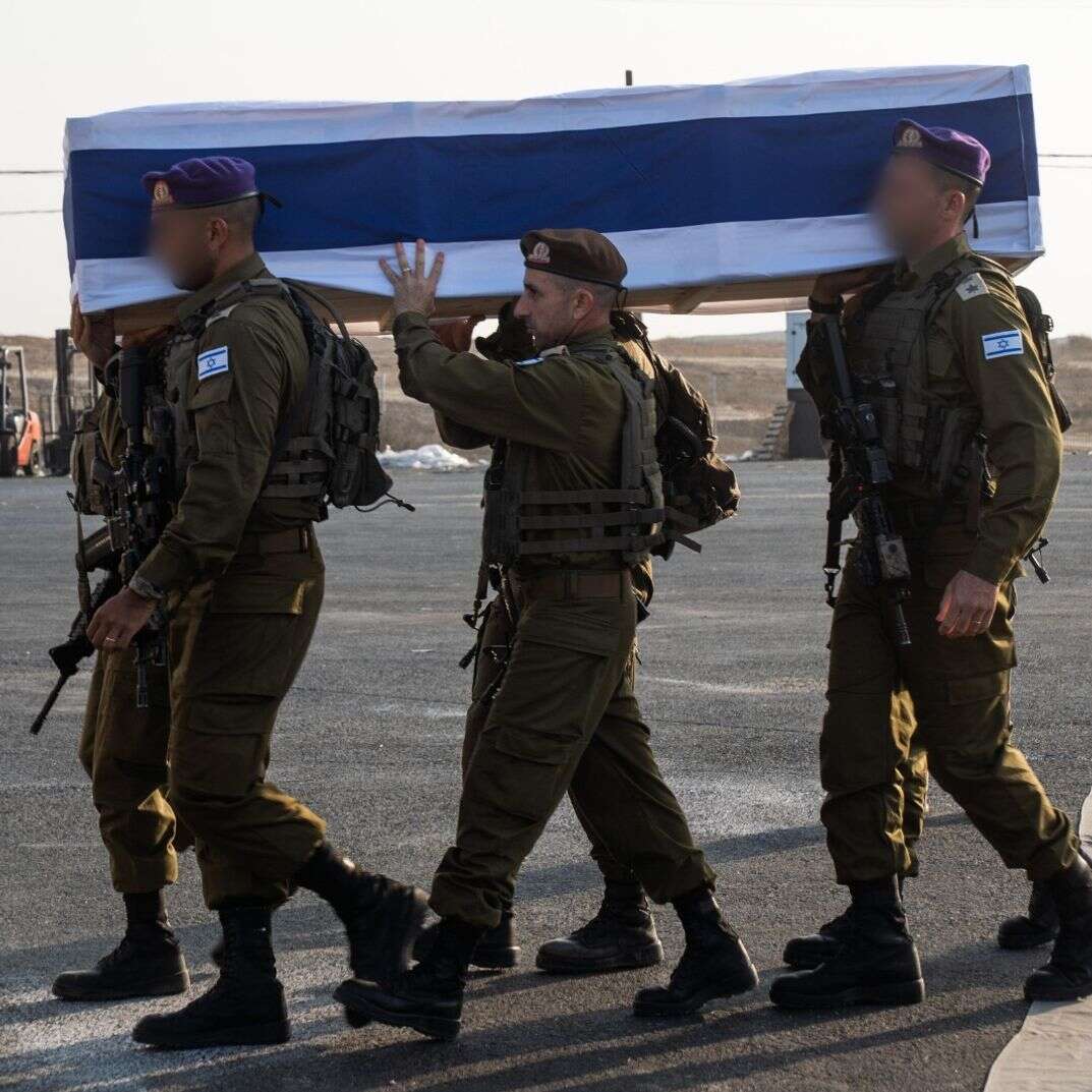 הדר גולדין הי"ד שב לישראל | דובר צה"ל הדר גולדין הי"ד שב לישראל | דובר צה"ל