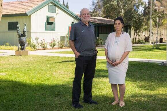 גיל שניידר ורני שגיא | לירון מולדובן גיל שניידר ורני שגיא | לירון מולדובן