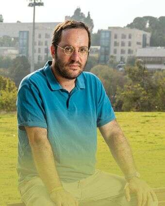 הייתי פיסה קטנה מההיסטוריה | נעמה שטרן