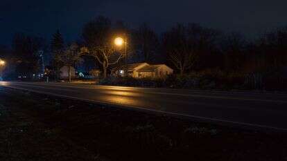 חשיכה מוקדמת בשעון חורף | שאטרסטוק