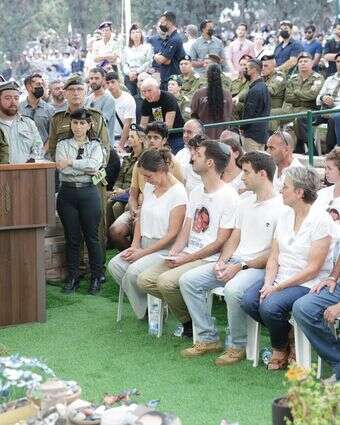 הלוויתו של סגן הדר גולדין הי"ד | אלון גלבוע