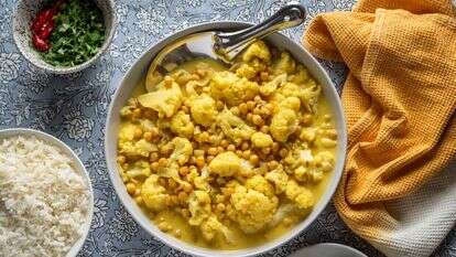 קארי חומוס וכרובית | גיא אשכנזי, Agency Karela