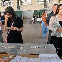 בוחרים בצ'ילה | Victor RUIZ / AFP בוחרים בצ'ילה | Victor RUIZ / AFP