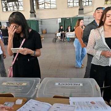 בוחרים בצ'ילה | Victor RUIZ / AFP בוחרים בצ'ילה | Victor RUIZ / AFP