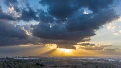 שקיעה בתל גזר | יוסי אלוני/פלאש 90 שקיעה בתל גזר | יוסי אלוני/פלאש 90