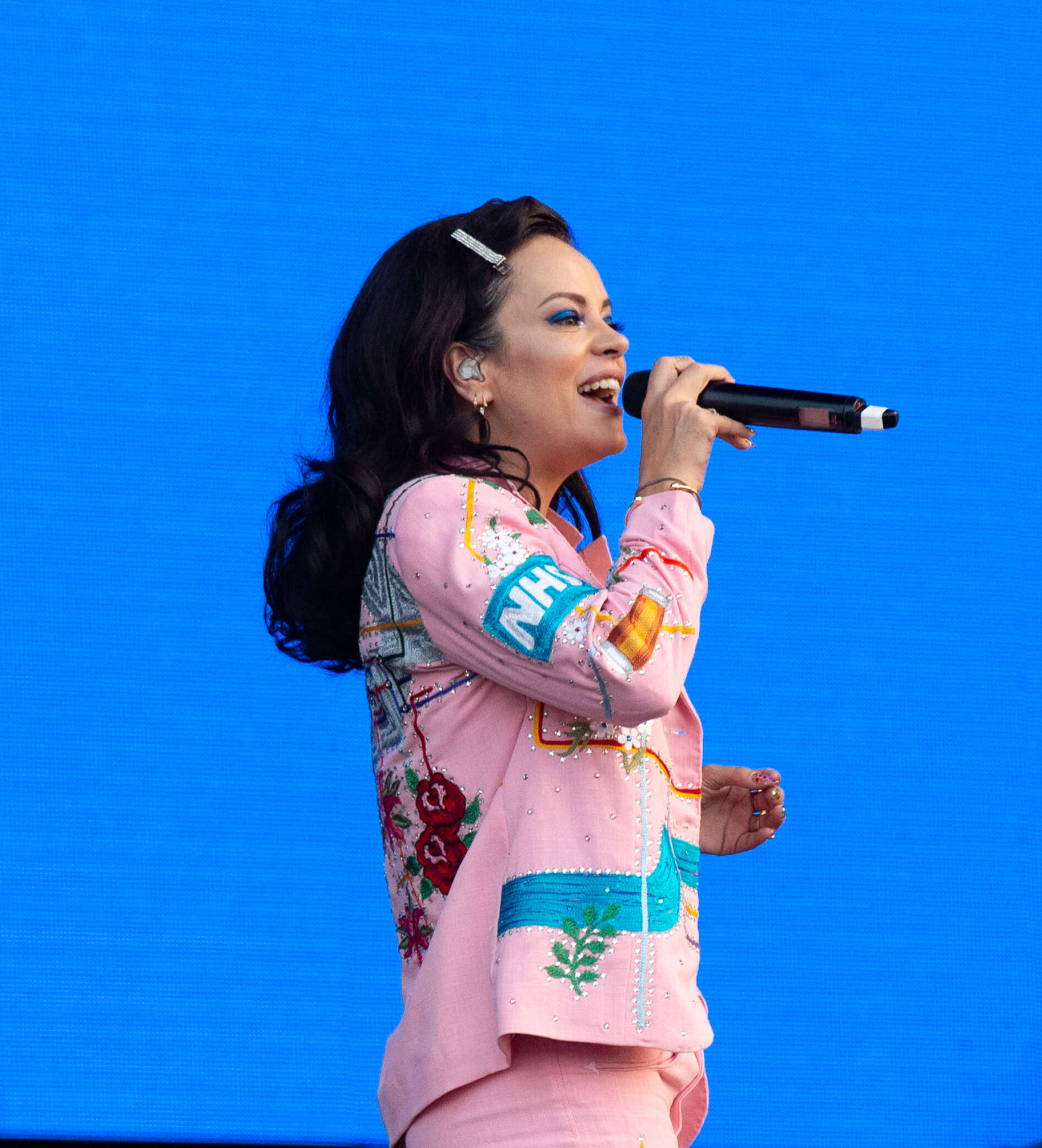 לילי אלן היא מהראשונות שהוכיחו שפופ יכול להיות חכם