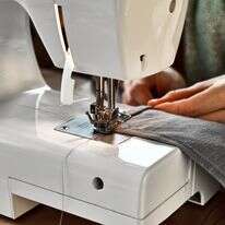 מכונת תפירה | שאטרסטוק