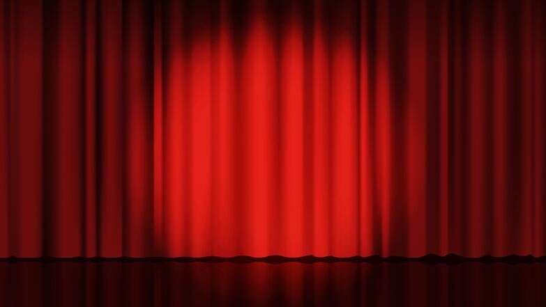 חג הצגות שמח | שאטרסטוק