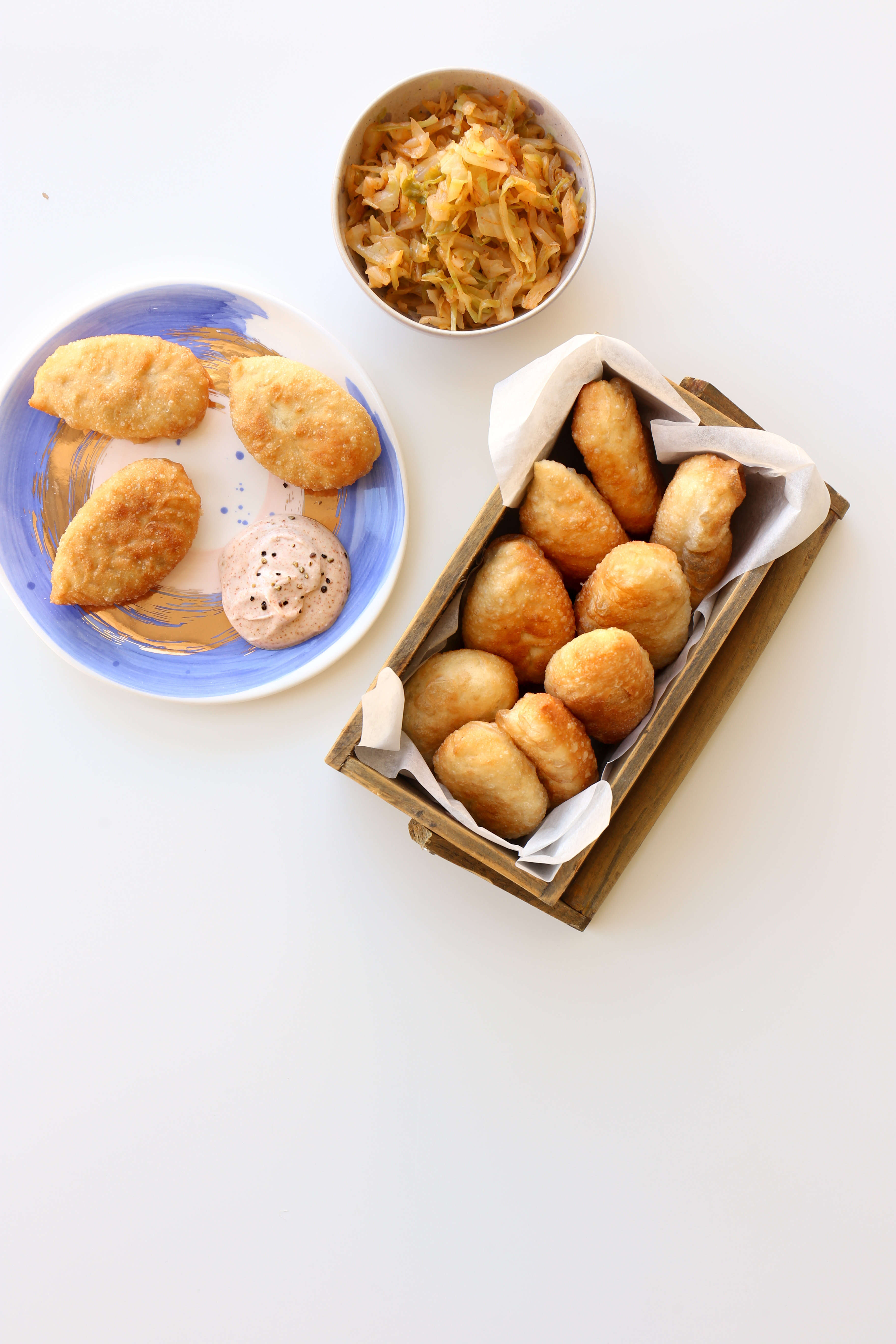 סופגניה רוסית - פירושקי | אפרת ליכטנשטט סופגניה רוסית - פירושקי | אפרת ליכטנשטט