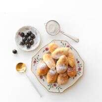 סופגניה רוסית - פירושקי | אפרת ליכטנשטט סופגניה רוסית - פירושקי | אפרת ליכטנשטט