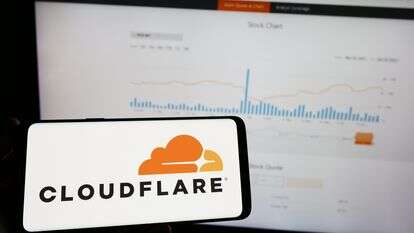 לוגו קלאודפלייר | שאטרסטוק