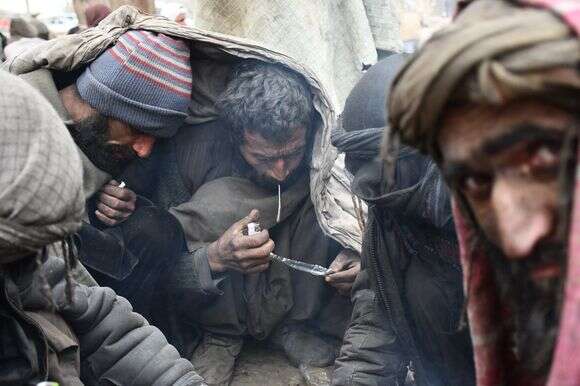 גם המאבק הנוכחי עלול להסתיים בהצלחה חלקית בלבד. אפגנים מכורים, מעשנים אופיום | איי.אף.פי