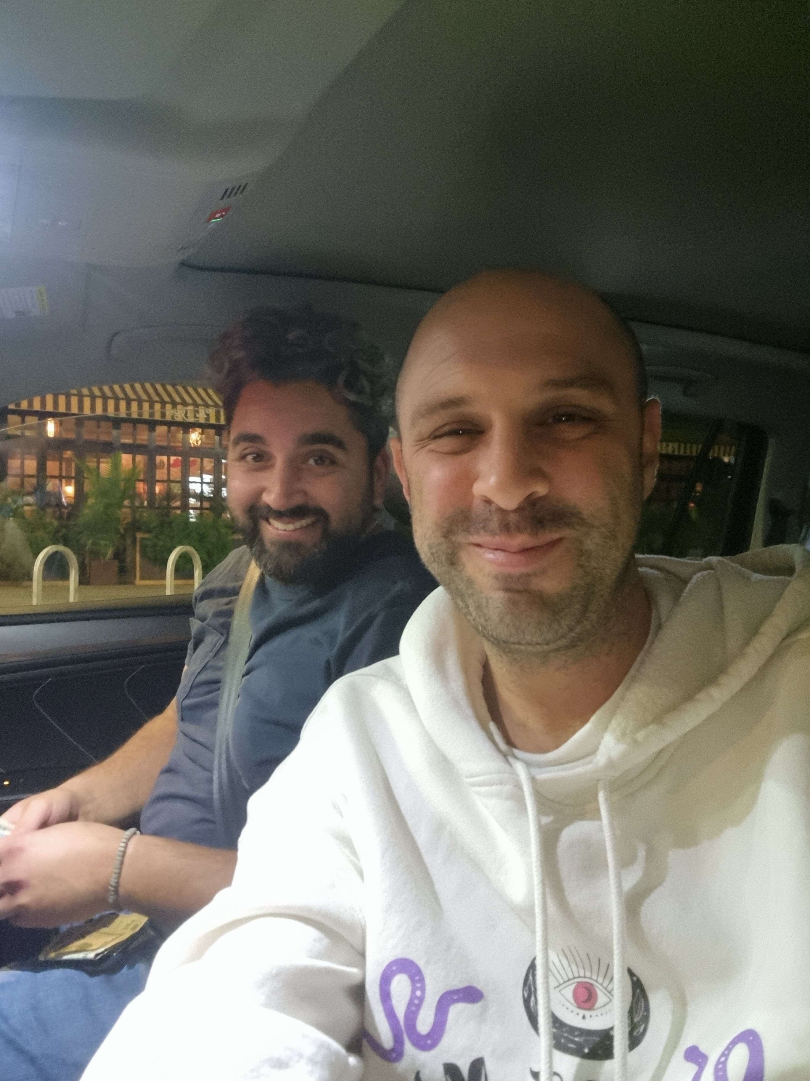 קהילה של ישראלים. מני | יאיר אגמון קהילה של ישראלים. מני | יאיר אגמון