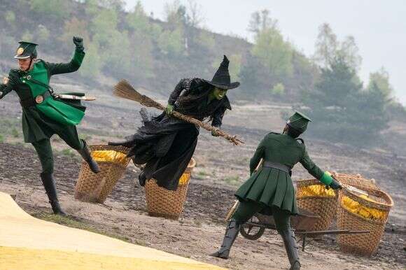 מתוך "מרשעת" חלק 2 | Tulip Entertainment