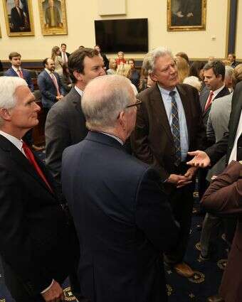 החטופים ששוחררו בביקור בקונגרס האמריקני | שמוליק עלמני, שגרירות ישראל בוושינגטון