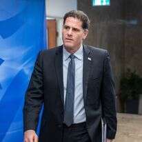 השליח דף הבית | אמיל סלמן