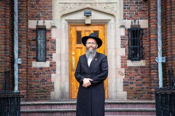 הרב מנדל שפינדלר | לוי קרומבי הרב מנדל שפינדלר | לוי קרומבי