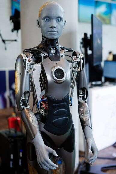 רובוט בגרמניה | AFP רובוט בגרמניה | AFP