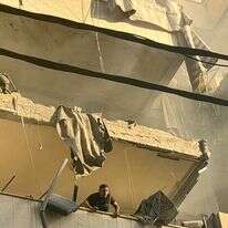 הפגיעה בדירתו של רמטכ"ל חיזבאללה, עלי טַבְּטַבַּאִי, בביירות | AFP