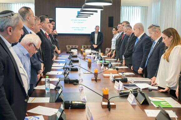 נתניהו בישיבת הממשלה, הבוקר | מעיין טואף / לע״מ