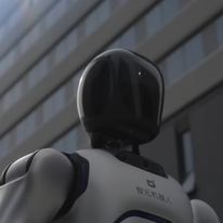 הרובוט הסיני | צילום מסך מיוטיוב