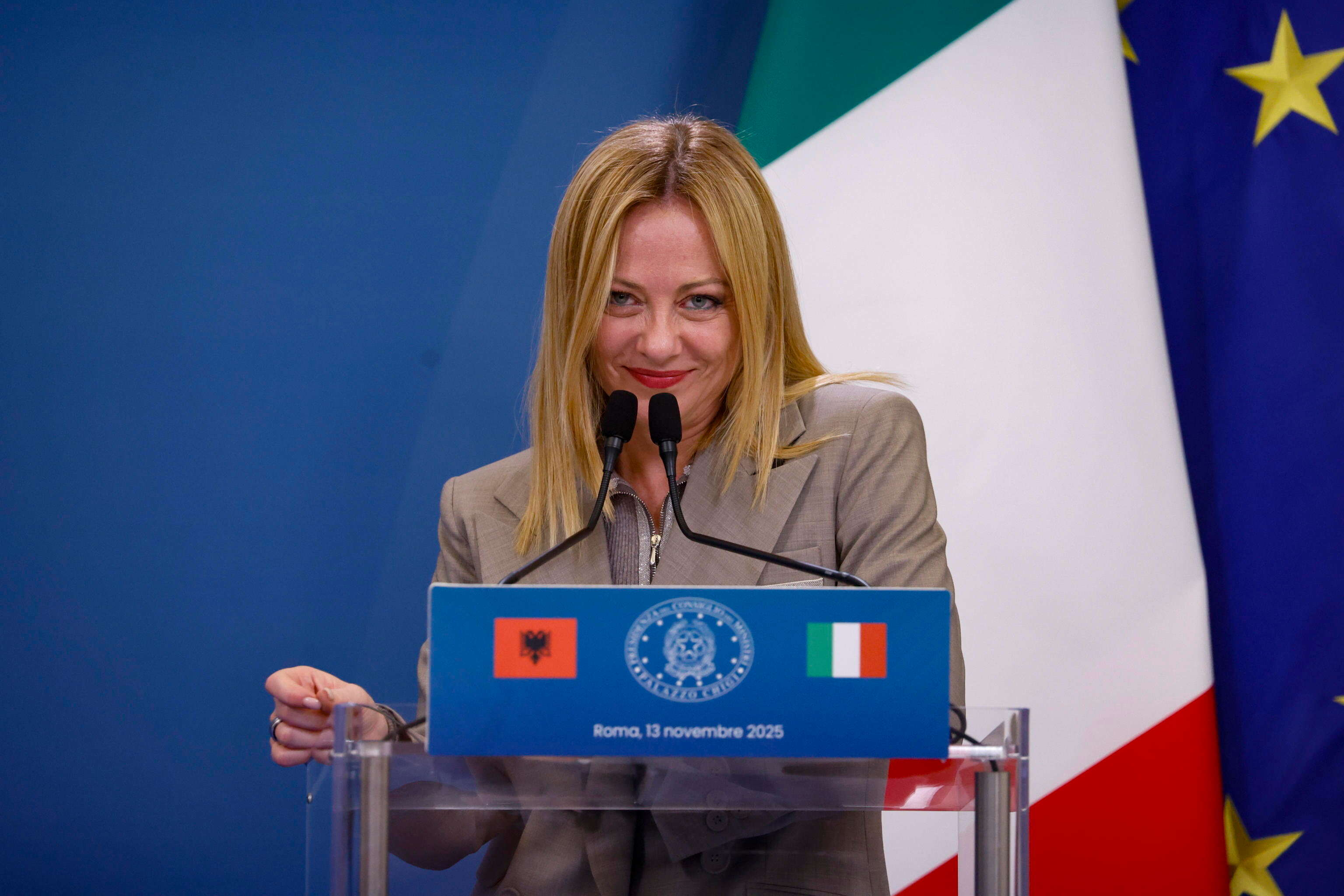 „גם טראמפ מקשיב לה”: ראש ממשלת איטליה הפכה למנהיגת אירופה