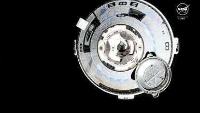 חללית בואינג סטארליינר מתכוננת לעגון בתחנת החלל הבינלאומית בפעם הראשונה | NASA via AP חללית בואינג סטארליינר מתכוננת לעגון בתחנת החלל הבינלאומית בפעם הראשונה | NASA via AP