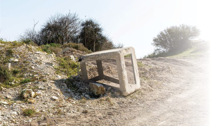 תערוכה מעבר לפינה | כרמית חסין 2023 תערוכה מעבר לפינה | כרמית חסין 2023