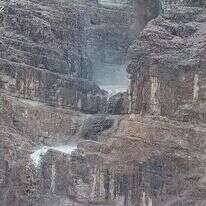 שיטפון בנחל קומראן, חורף תשפו | דן פרקש, רשות הטבע והגנים שיטפון בנחל קומראן, חורף תשפו | דן פרקש, רשות הטבע והגנים