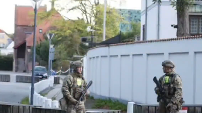 אבטחה מחוץ לשגרירות ישראל בדנמרק | צילום מסך מיוטיוב