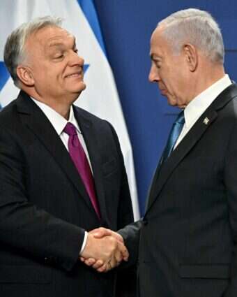 חברות שבזכותה לא קיים טרנד שנאת יהודים בהונגריה. נתניהו ואורבן בביקור ראש הממשלה בבודפשט, בחודש אפריל | איי.אף.פי