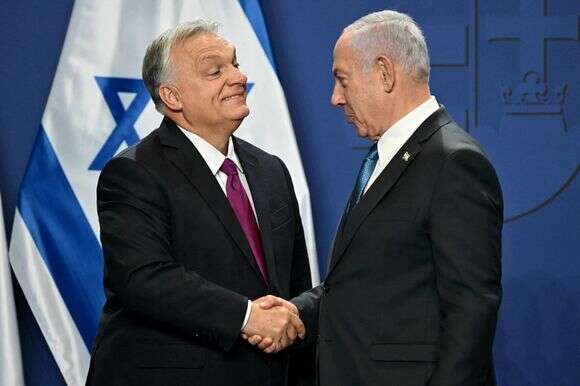 חברות שבזכותה לא קיים טרנד שנאת יהודים בהונגריה. נתניהו ואורבן בביקור ראש הממשלה בבודפשט, בחודש אפריל | איי.אף.פי