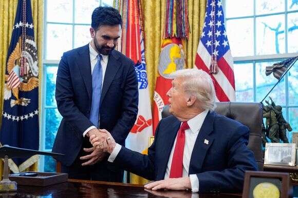 ראש עיריית ניו יורק הנבחר זוהראן ממדאני עם הנשיא טראמפ בבית הלבן, נוב' 25 | EPA