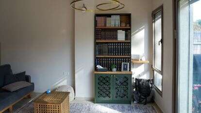 משפחת נבוז'ני, כפר ורדים | אייל מרגולין, ג׳יני