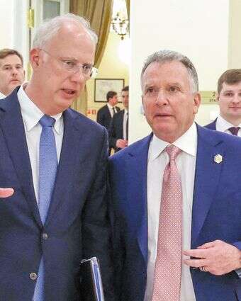 תמונת מראה. ויטקוף ודמיטרייב | איי.אף.פי תמונת מראה. ויטקוף ודמיטרייב | איי.אף.פי