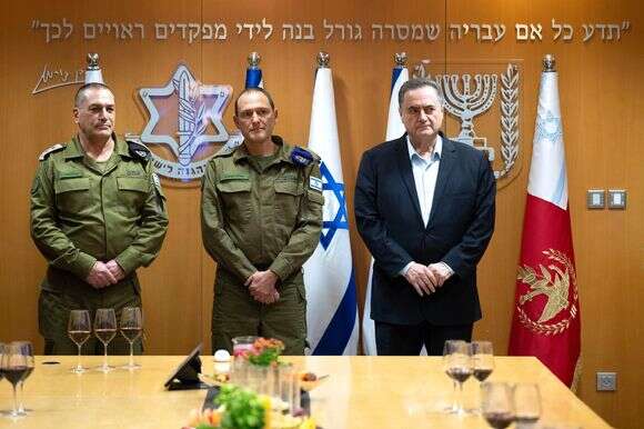 שר הביטחון ישראל כ"ץ, הפרקליט הצבאי הראשי אלוף איתי אופיר והרמטכ"ל רא"ל אייל זמיר | דובר צה"ל