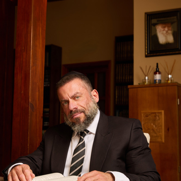 נשמת הפפריקה | Robert Balog