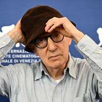 ממרום גילו ומעשיו הוא תוהה על מהות היצירה. וודי אלן | AFP