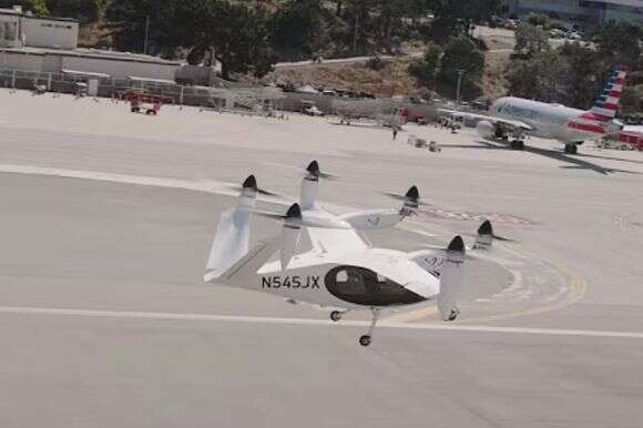 מונית מעופפת | צילום מסך מיוטיוב