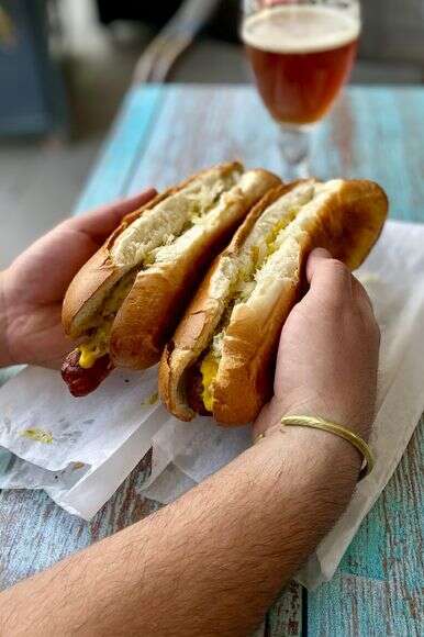 דנירוס | ג'ו ונאוה דנירוס | ג'ו ונאוה