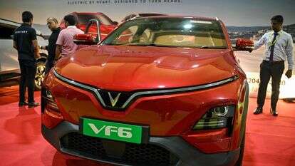 כלי רכב חשמליים של חברת VinFast | AFP