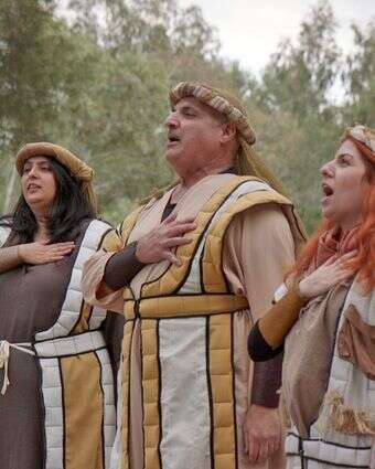 פעילויות לחנוכה | אמיל אלגם רשות העתיקות