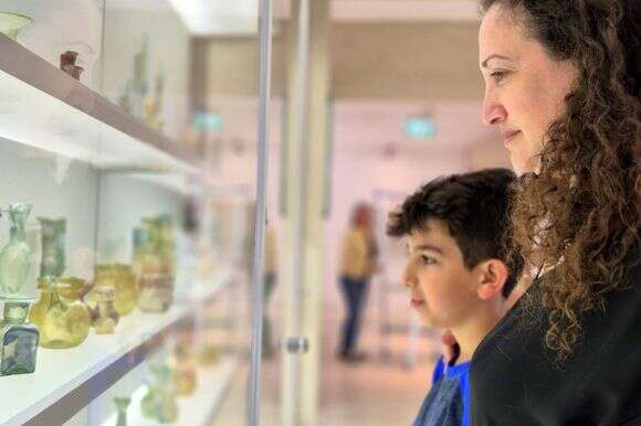 פעילויות לחנוכה | אמיל אלגם רשות העתיקות