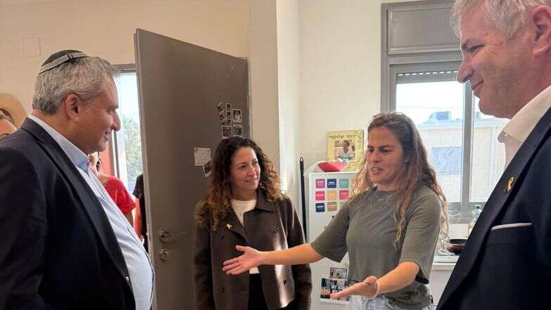 השרים קיש ואלקין בחנוכת השכונה למורים | מועצה אזורית חבל אשכול