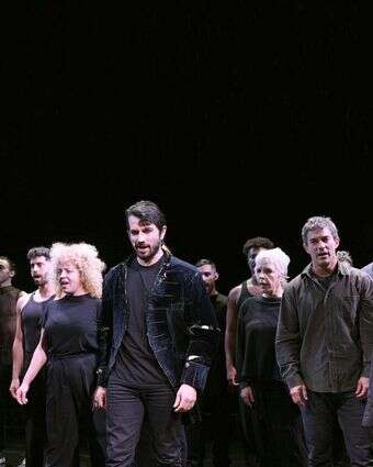 רן דנקר במחזמר "קברט" | אור גפן