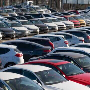 מחירי ביטוח הרכב מזנקים | שאטרסטוק מחירי ביטוח הרכב מזנקים | שאטרסטוק