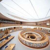 הספרייה הלאומית | סתיו צור